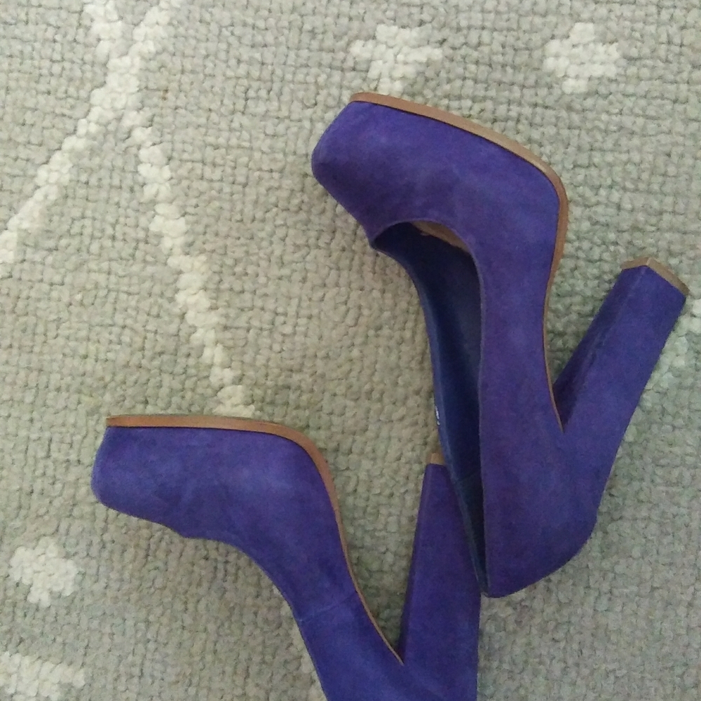 Steve Madden Blue heels